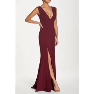 DRESS THE POPULATION Sandra Gown Plunge High‎ Slit Womans Small